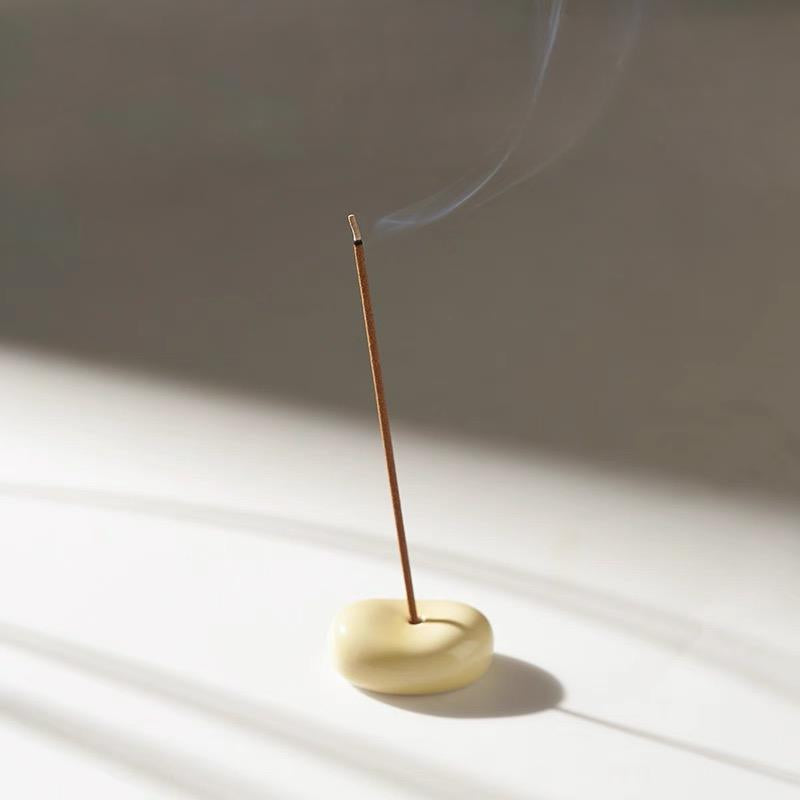 The quiet east-Earthbound Orchid